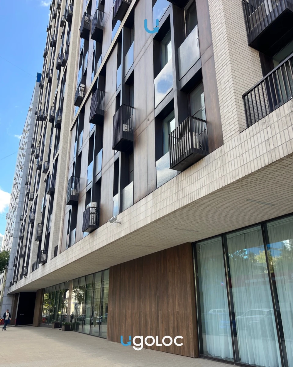 Деревянный фасад в Докучаевом переулке