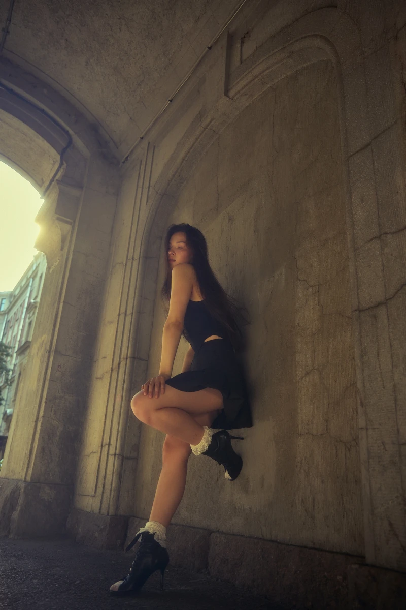 Арка у метро «петроградская»