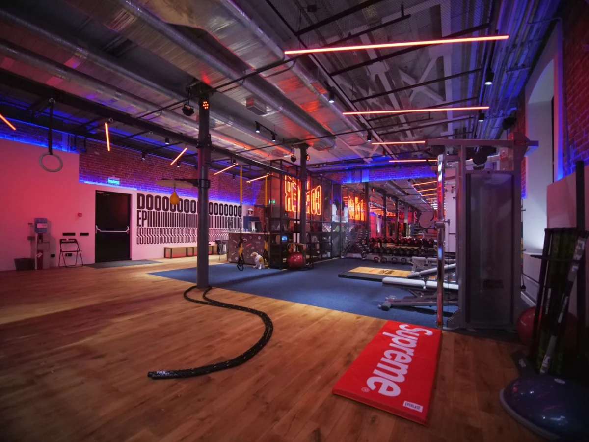 Corner. Боксерский клуб