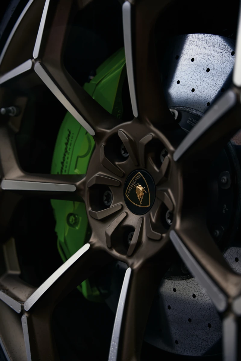 Фото с авто у максидома