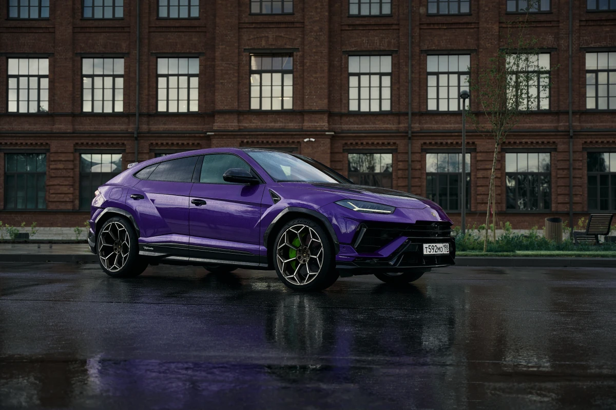 Фото с авто у максидома