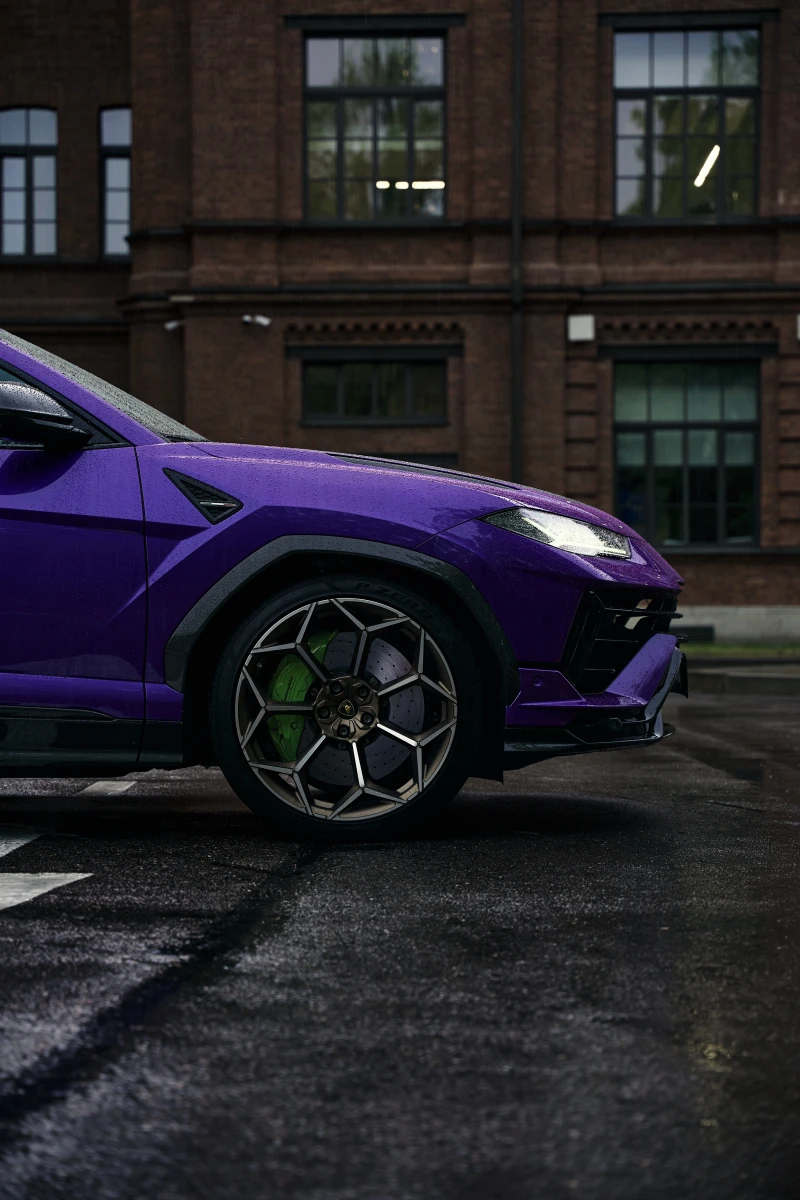 Фото с авто у максидома