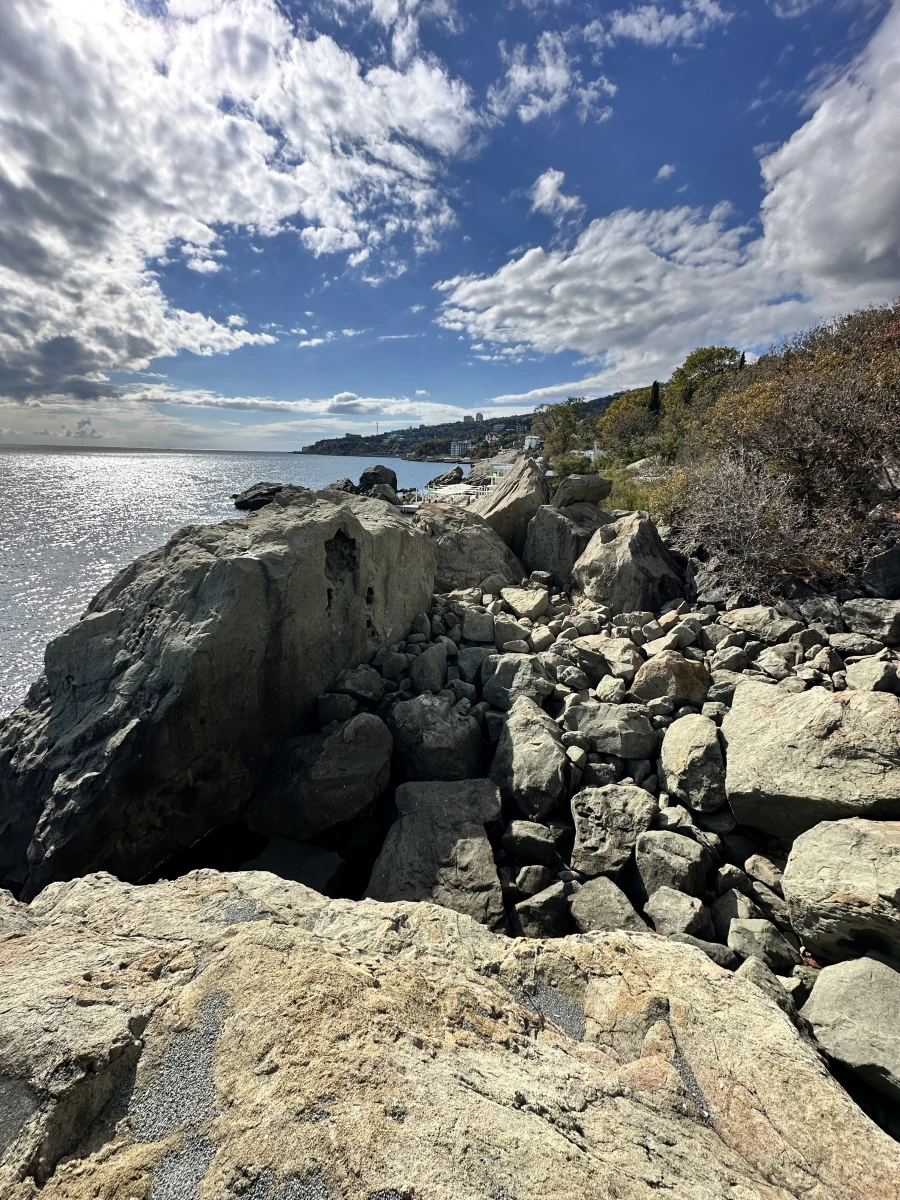 Скала художника И.К. Айвазовского