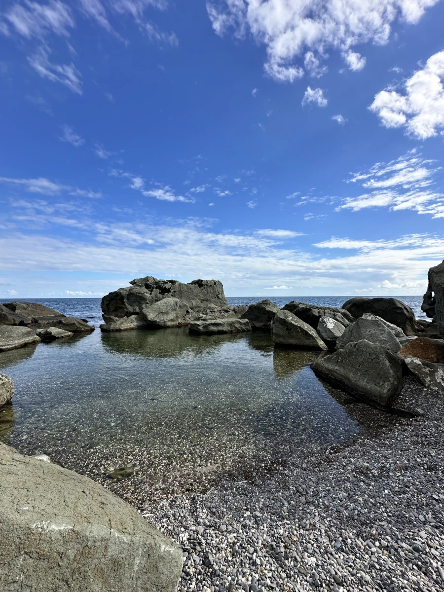 Скала Порт-Жорж в Алупке