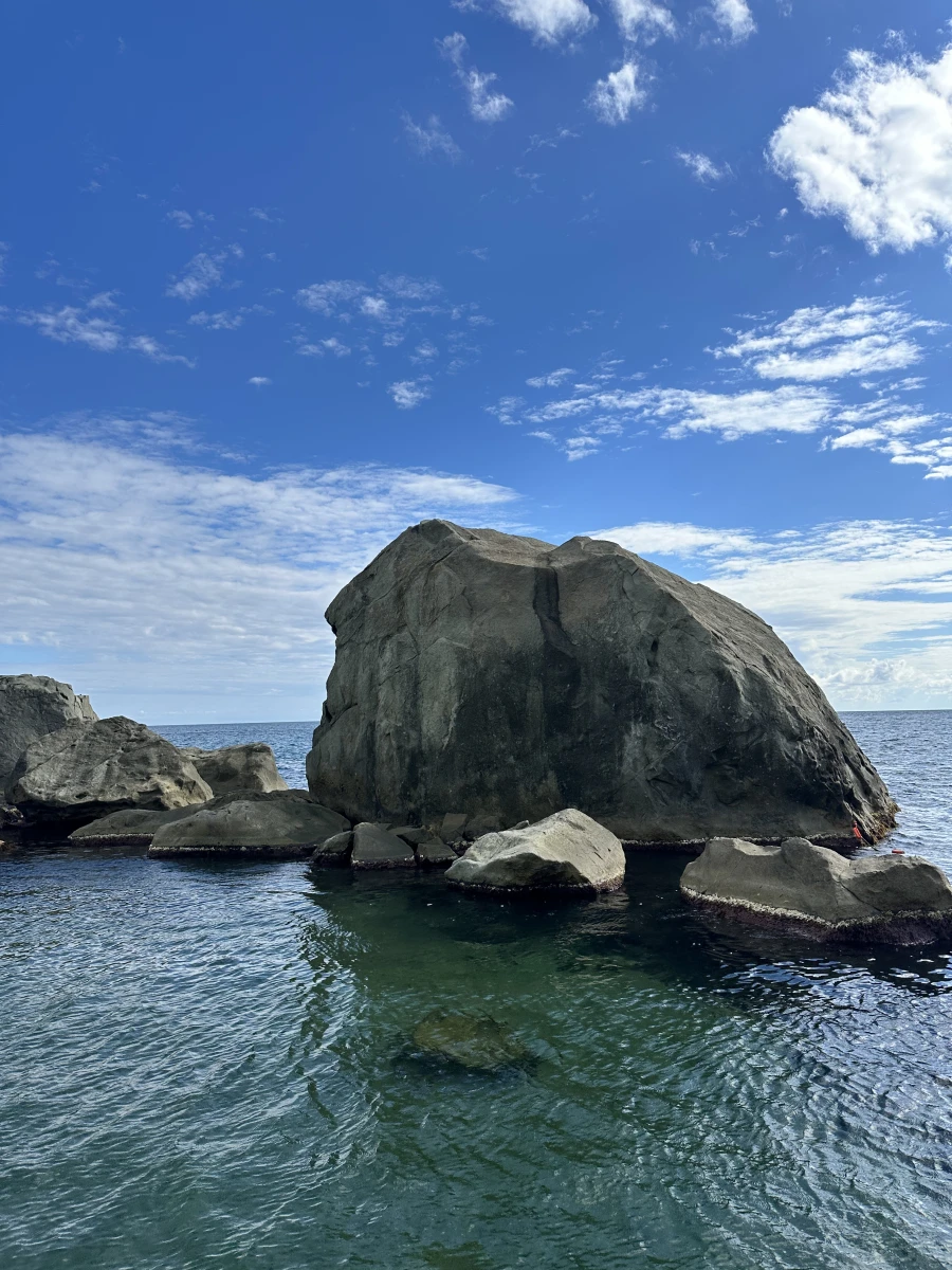 Скала Порт-Жорж в Алупке