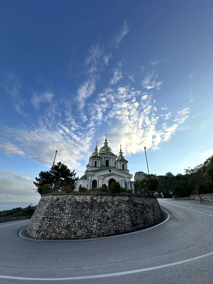 Храм Святого Архистратига Михаила (Ореанда)