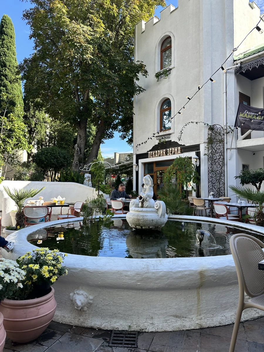 Mamasita Villa ресторан Алупка