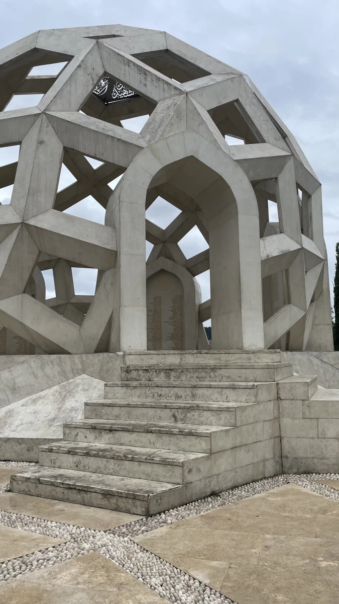 Памятник Мученикам 15 июля