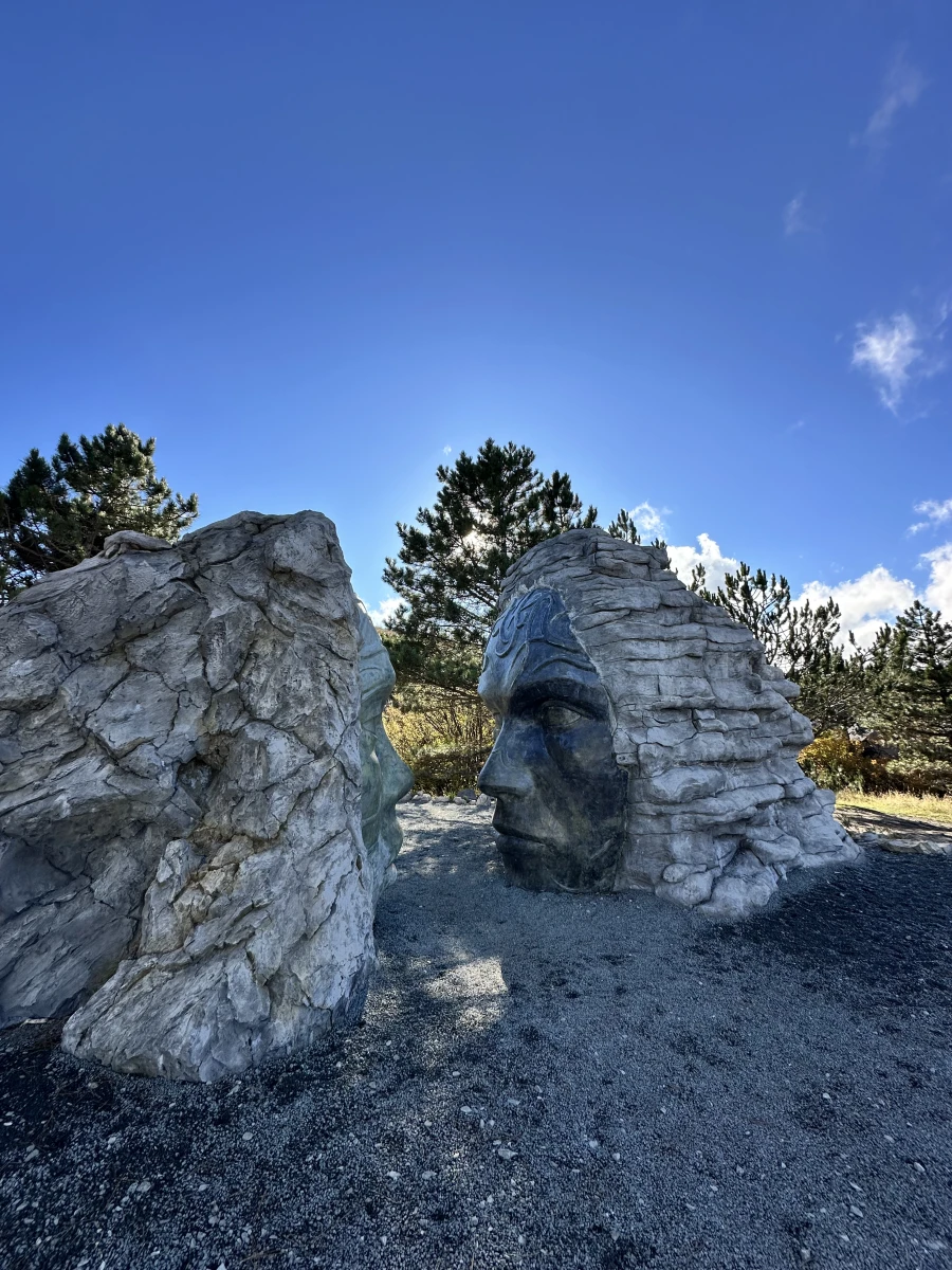 Шёпот гор Жанровая скульптура