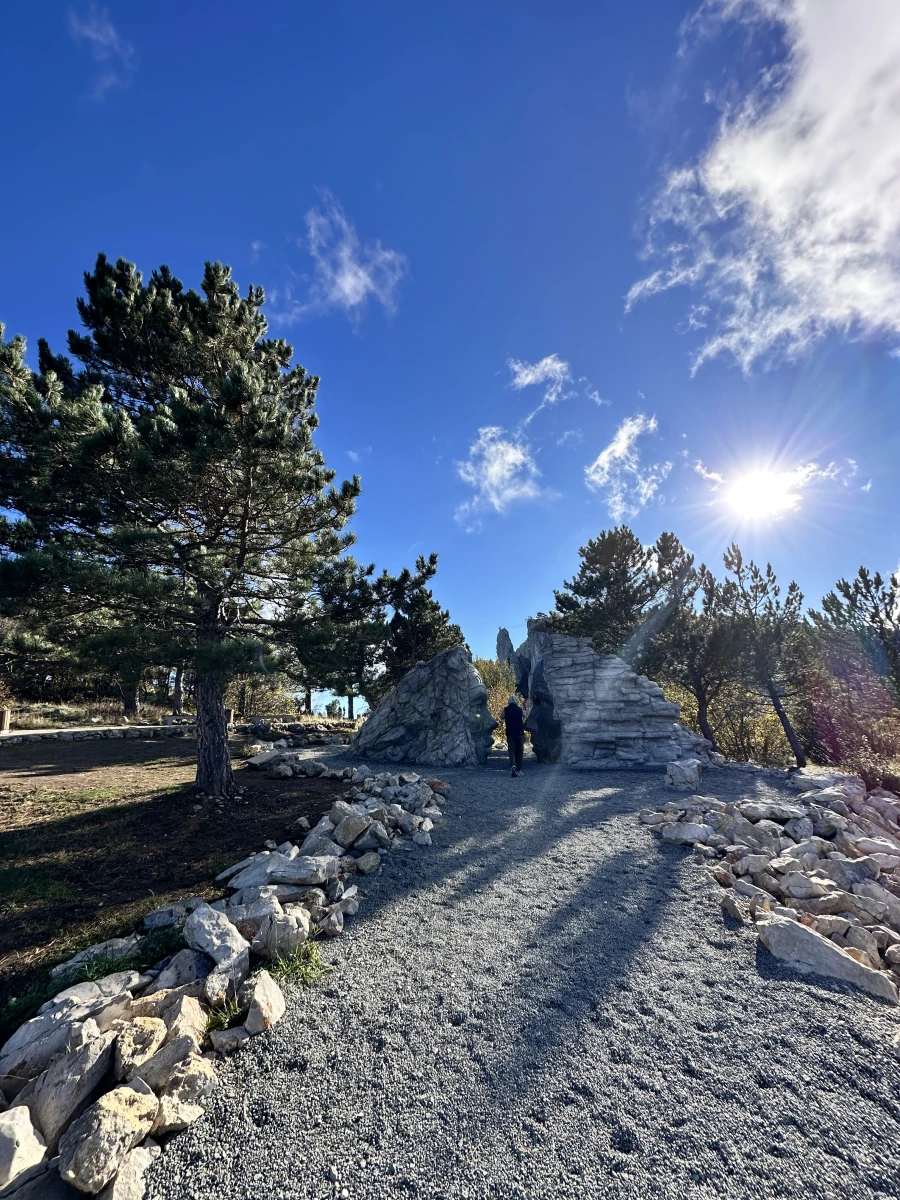 Шёпот гор Жанровая скульптура