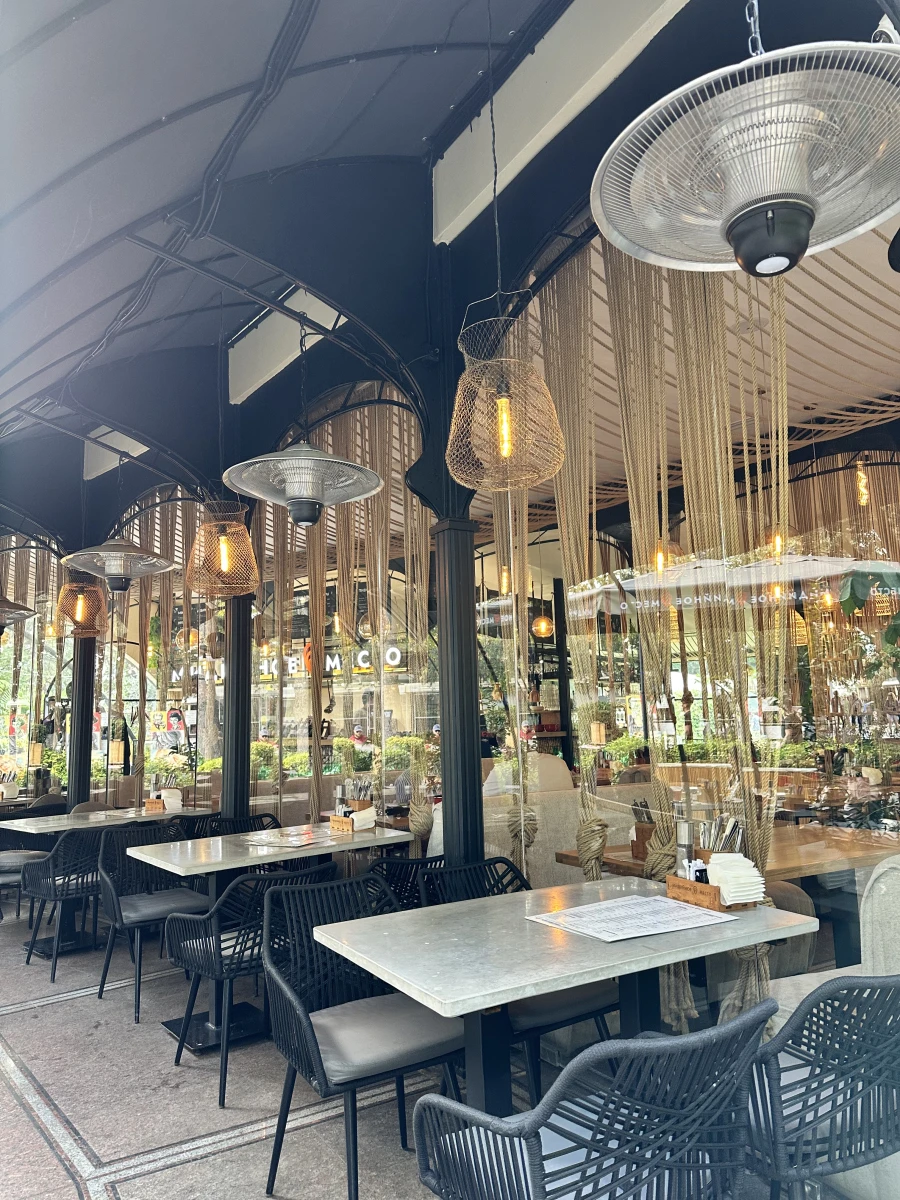 Мидийное Место Ресторан кафе бар