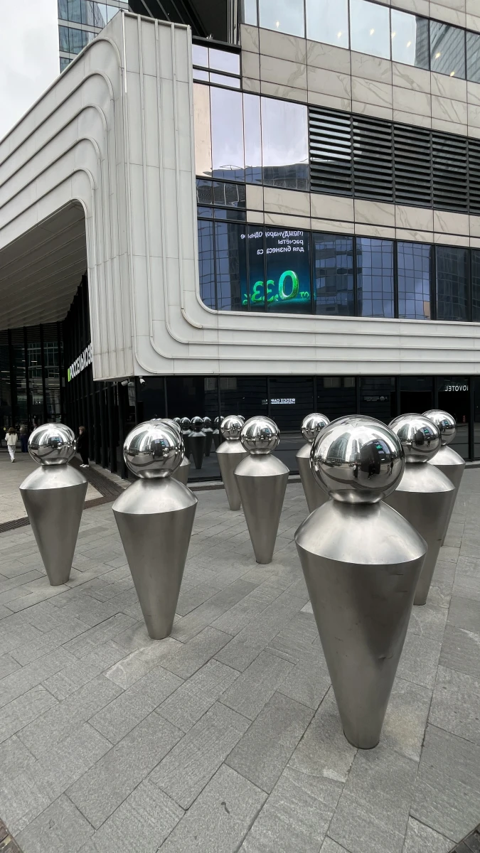 Арт объекты в Москва-сити