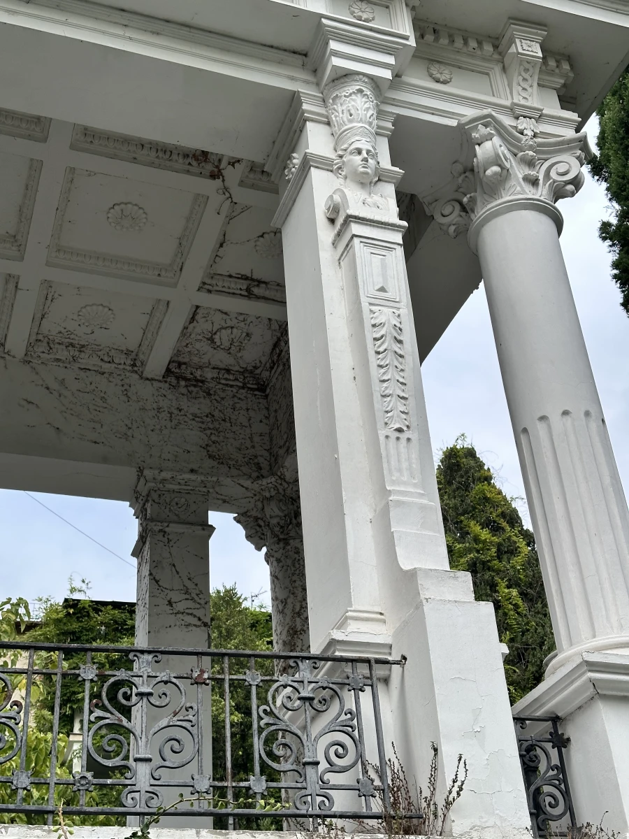 «Пушкинская беседка»