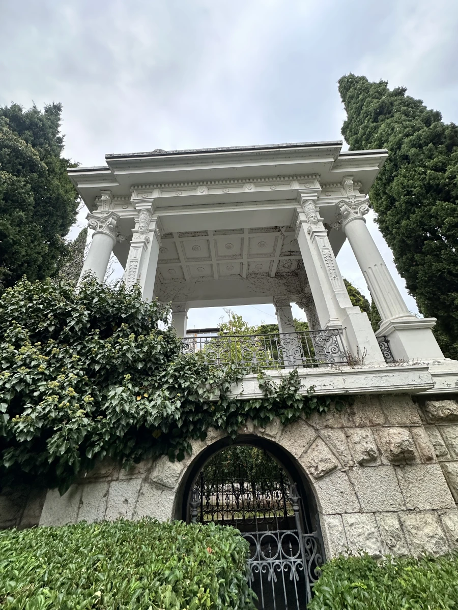 «Пушкинская беседка»