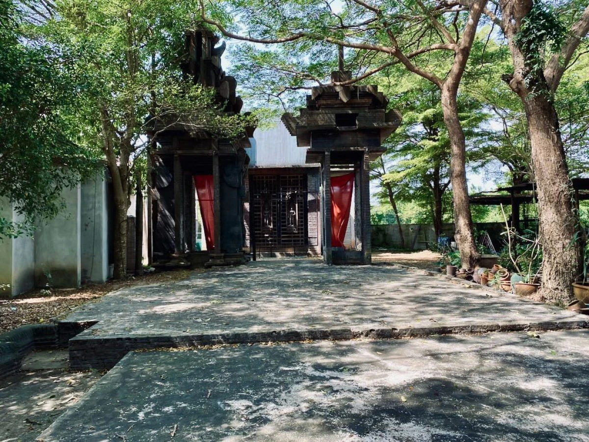 Заброшенные помещения гостиницы