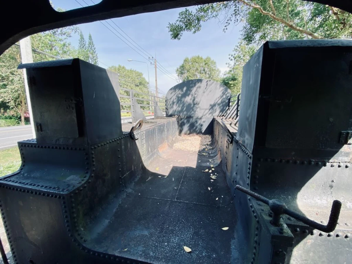 Старый локомотив