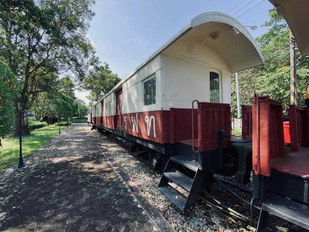 Старый локомотив