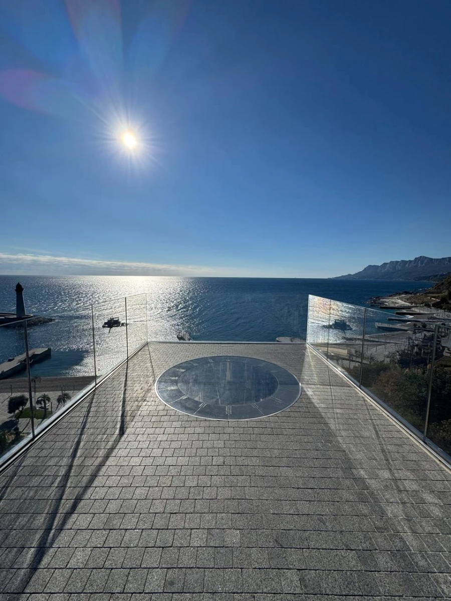 Парк территория отеля Мрия резорт