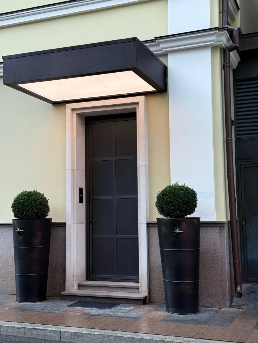 Фасад отеля Stella di Mosca