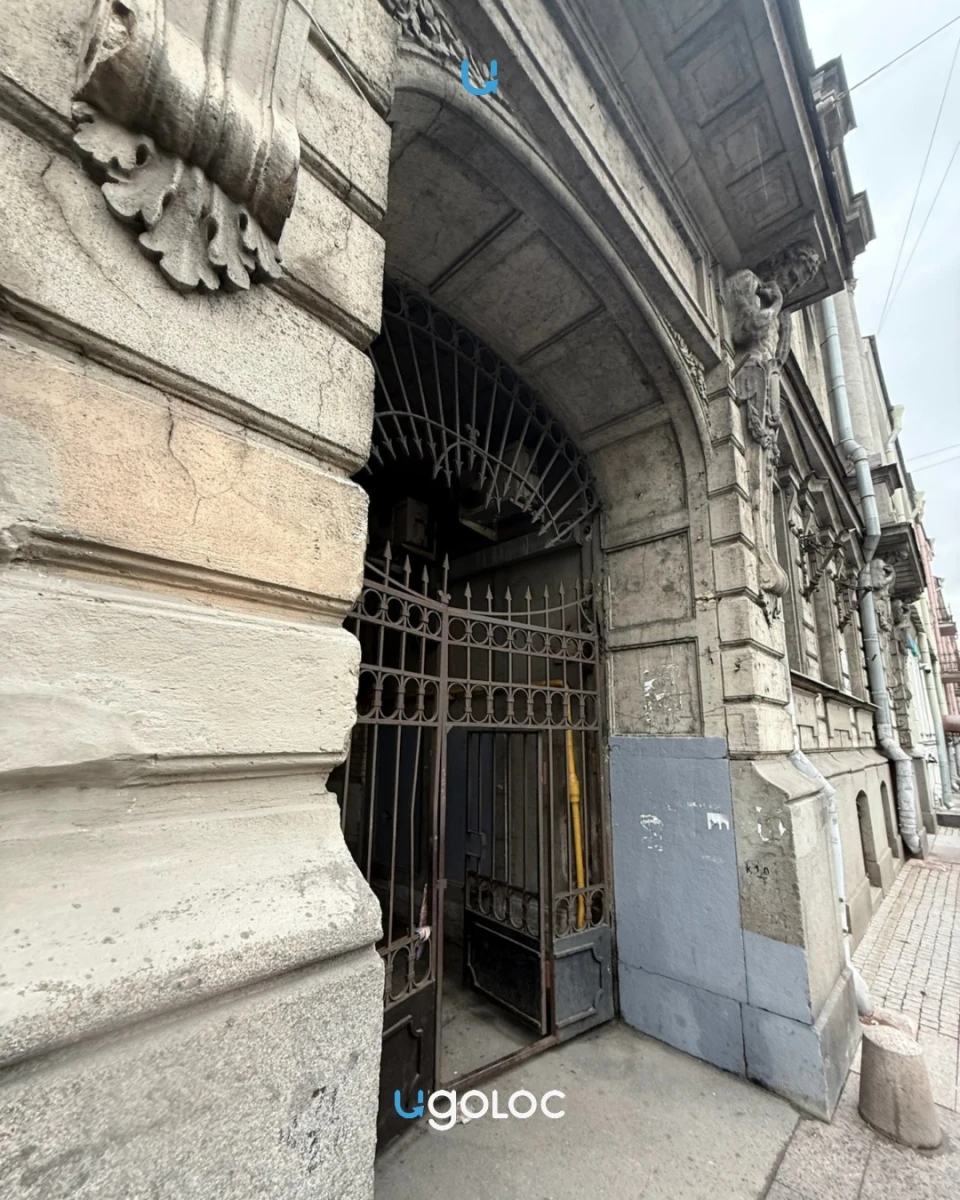 Дверь на Кирочной