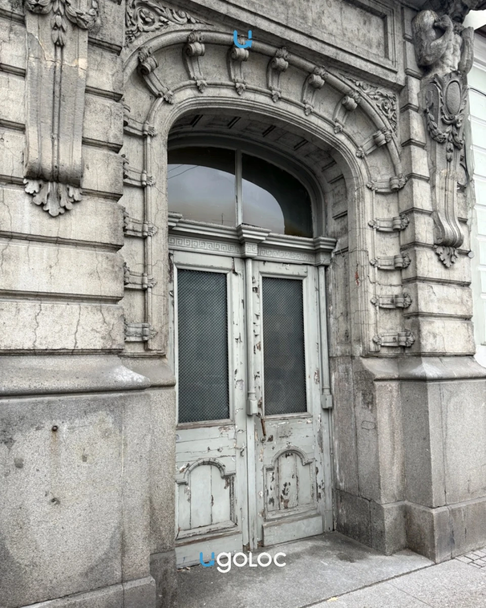 Дверь на Кирочной