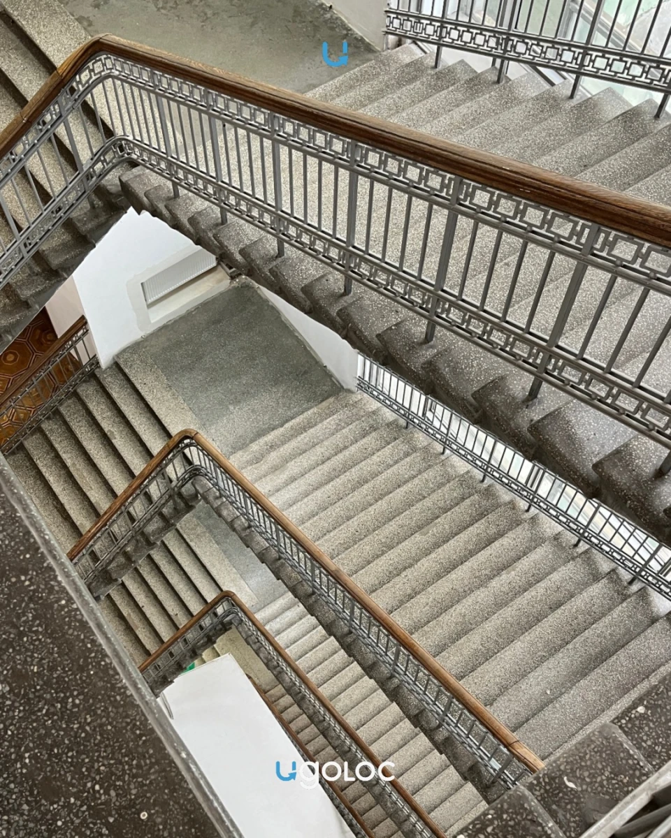 Лестница в доме на Настасьинском