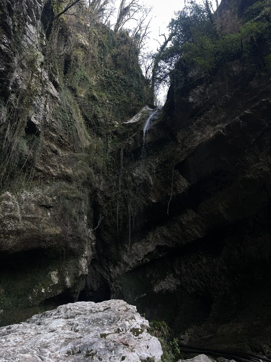 Водопад «Пасть дракона»